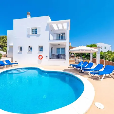 Carolina Villa *